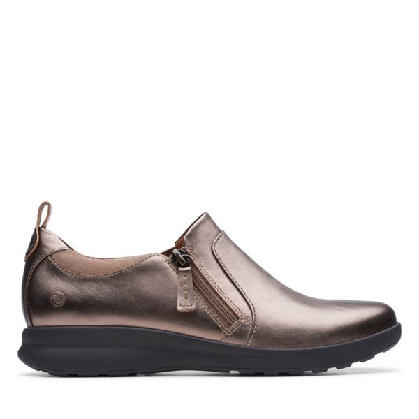Clarks Womens Un Adorn Zip Flat Shoes Pebble Metalic | CA-9482637